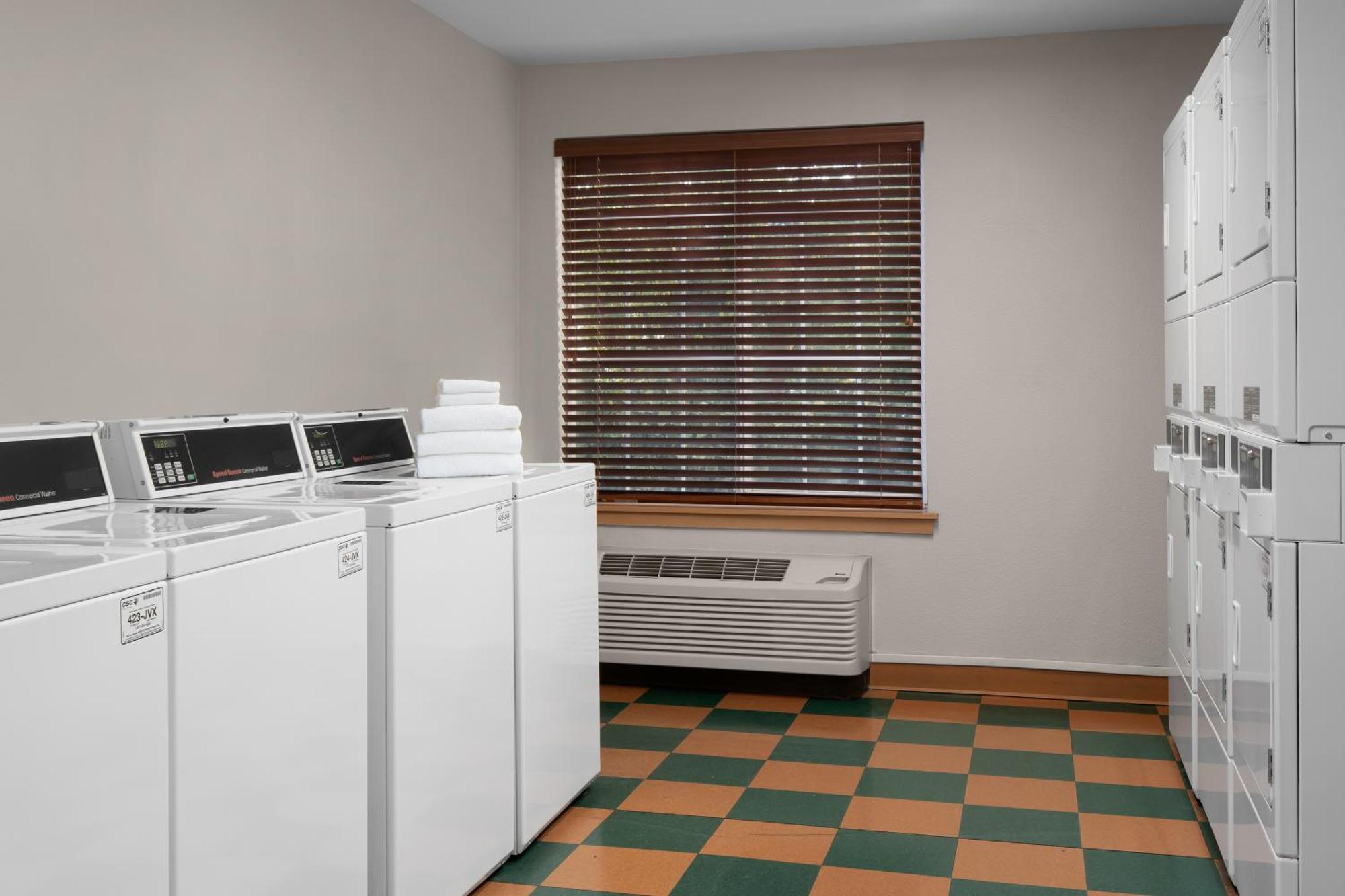 Larkspur Landing Extended Stay Suites Renton Buitenkant foto